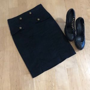 Black pencil skirt